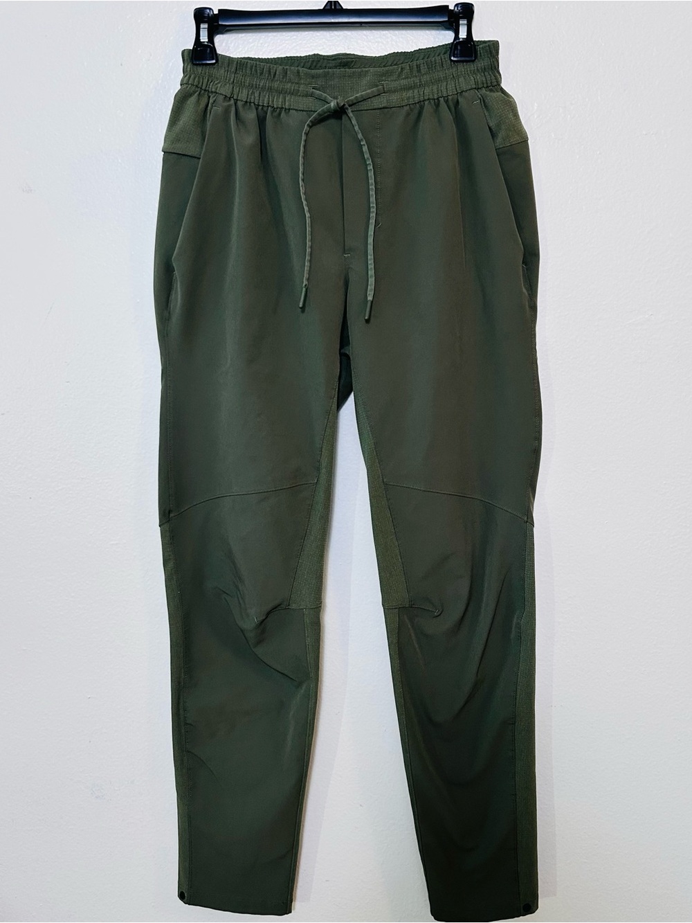 Men’s Lululemon Joggers Olive Green Size Small